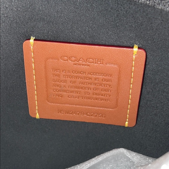 Coach New York Zip Pouch in Black NWT - Picture 9 of 11